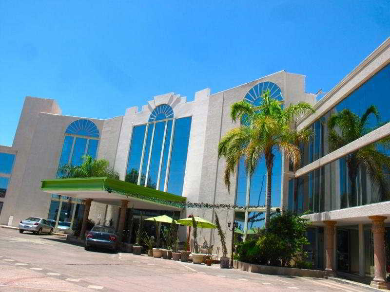 Paraíso Express Torreón Exterior foto